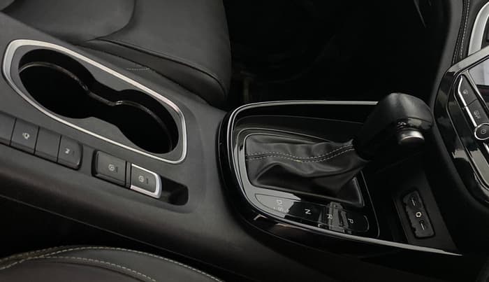 2019 MG HECTOR SHARP 1.5 DCT PETROL, Petrol, Automatic, 25,900 km, Gear Lever