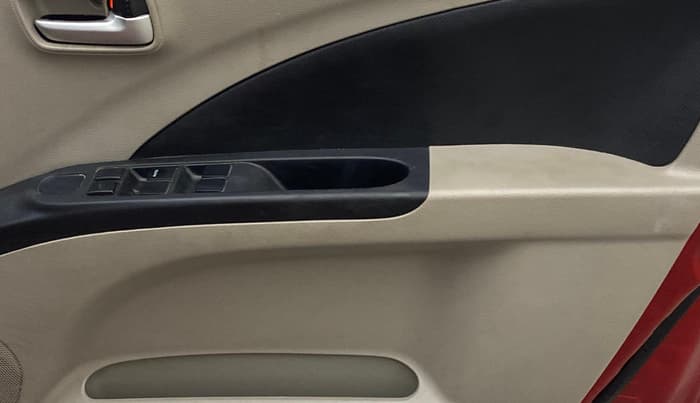 2016 Maruti Celerio VXI, Petrol, Manual, 96,505 km, Driver Side Door Panels Control