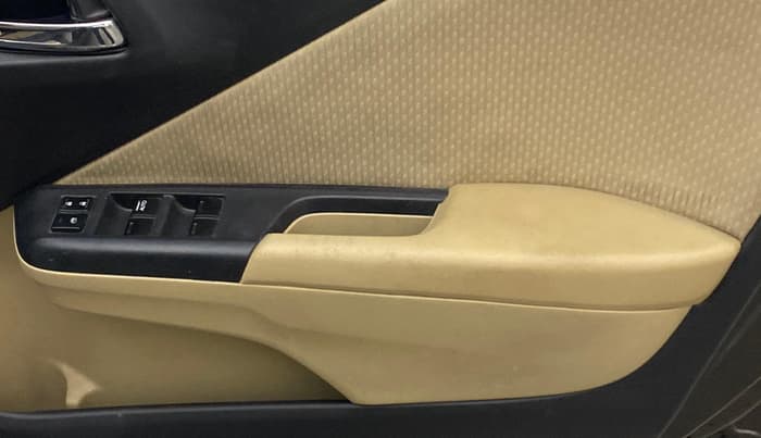 2017 Honda City 1.5L I-DTEC V, Diesel, Manual, 1,03,670 km, Driver Side Door Panels Control