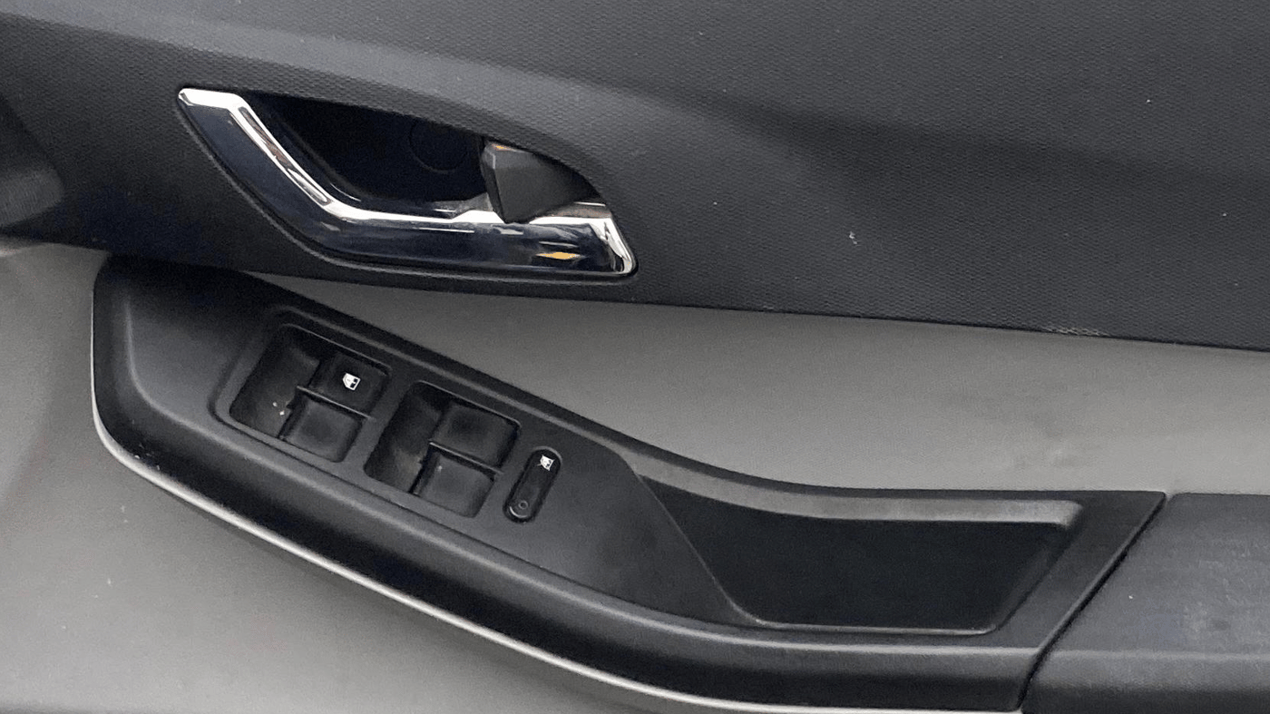 2021 Tata Tiago XZ PLUS PETROL, Petrol, Manual, 48,766 km, Driver Side Door Panels Control