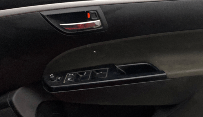2015 Maruti Swift VXI, Petrol, Manual, 25,700 km, Driver Side Door Panels Control