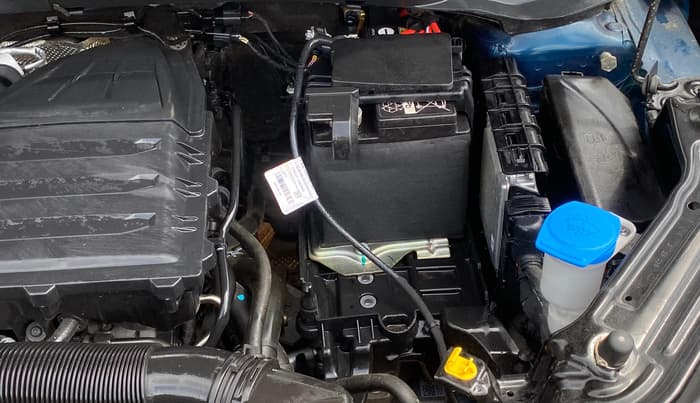 2025 Skoda Kylaq Signature, Petrol, Manual, 10,030 km, Engine View - Left