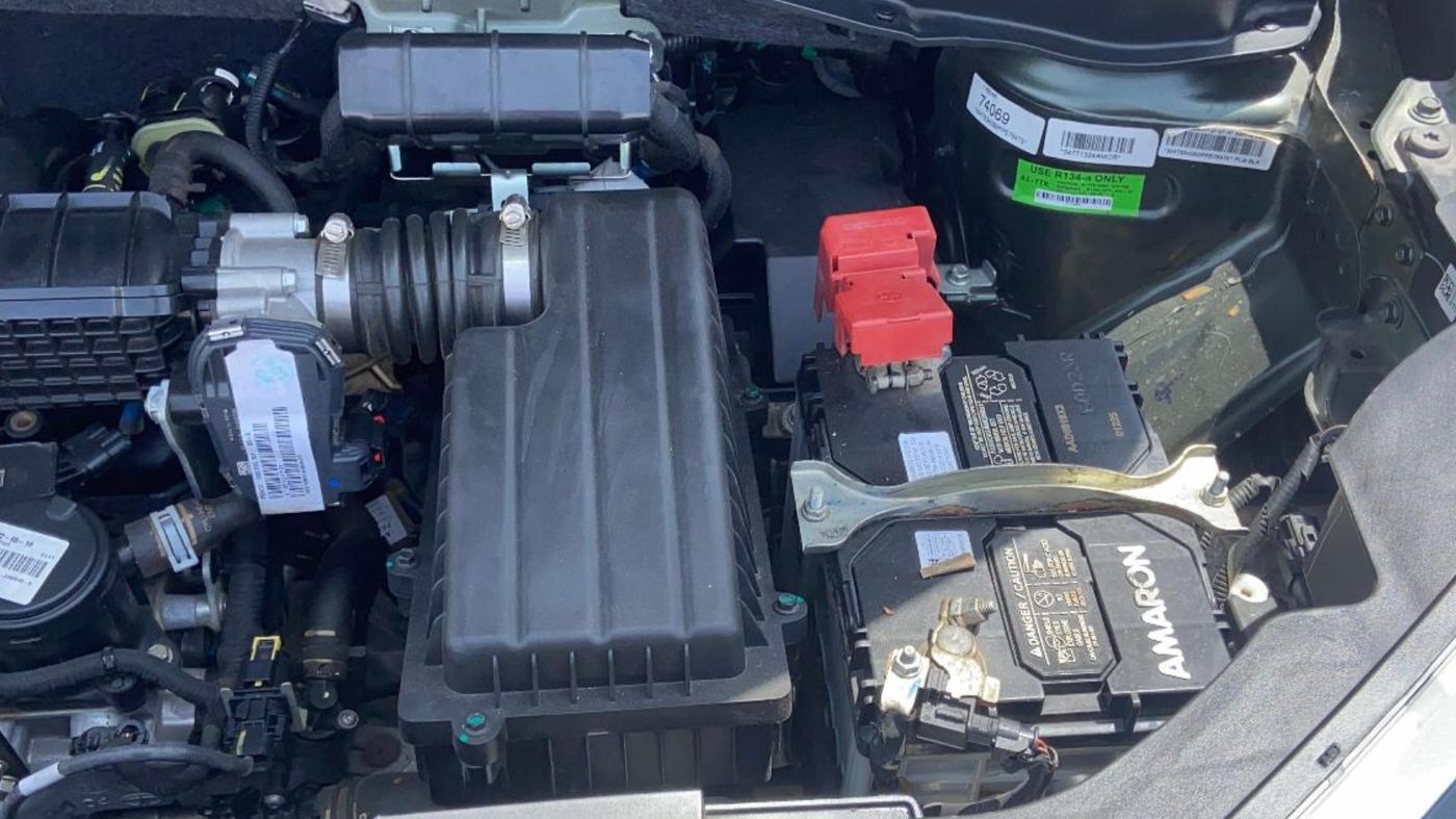 2023 Tata PUNCH ADVENTURE CAMO MT, Petrol, Manual, 32,792 km, Engine View - Left