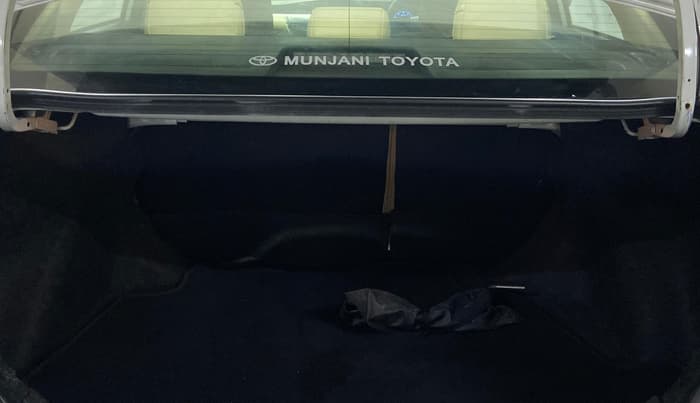 2015 Toyota Corolla Altis VL CVT PETROL, Petrol, Automatic, 1,10,693 km, Boot Inside