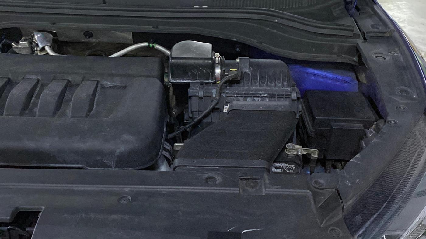 2021 Mahindra XUV700 AX 7 LUXURY D AT 7 STR, Diesel, Automatic, 54,384 km, Engine View - Left