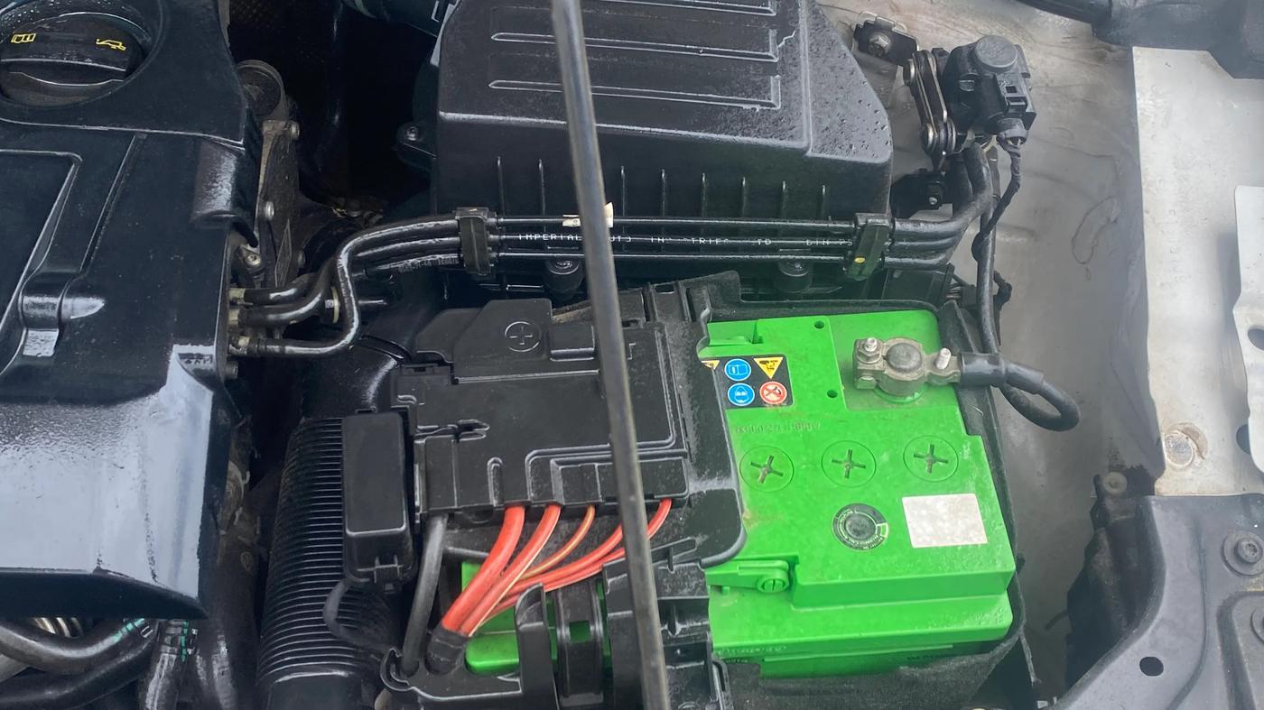 2019 Volkswagen Ameo HIGHLINE PLUS 1.5L AT 16 ALLOY, Diesel, Automatic, 57,955 km, Engine View - Left