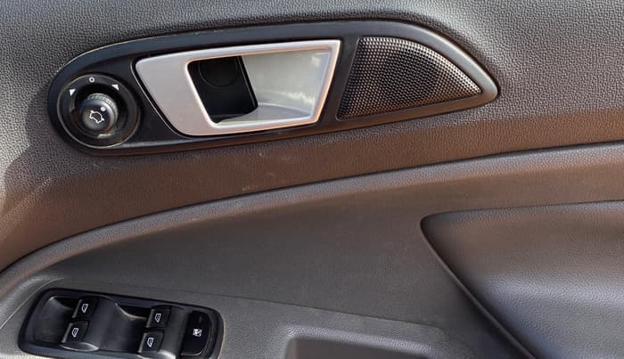 2014 Ford Ecosport TITANIUM 1.5L DIESEL (OPT), Diesel, Manual, 64,618 km, Driver Side Door Panels Control