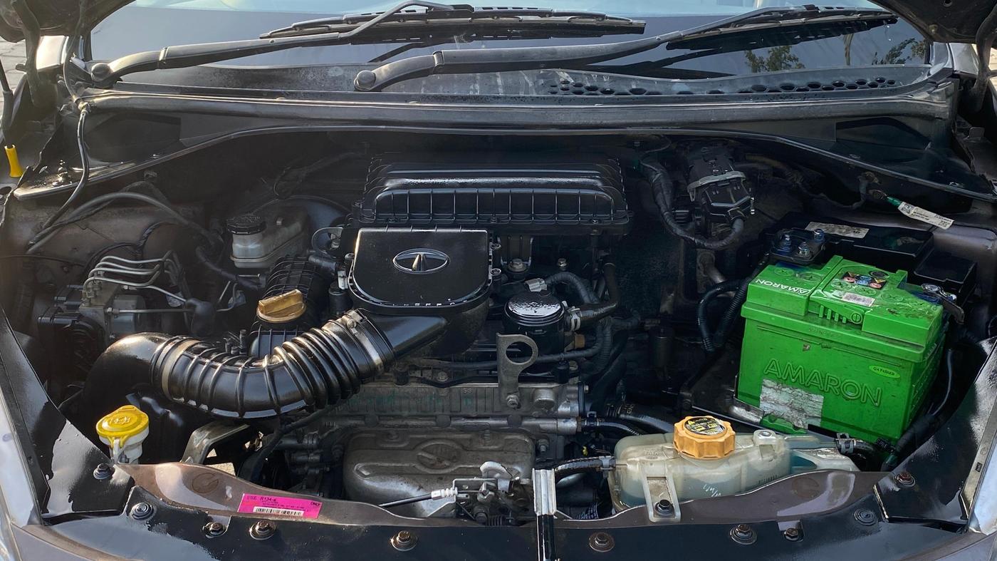 2018 Tata Tiago XZ PETROL, Petrol, Manual, 27,226 km, Engine View