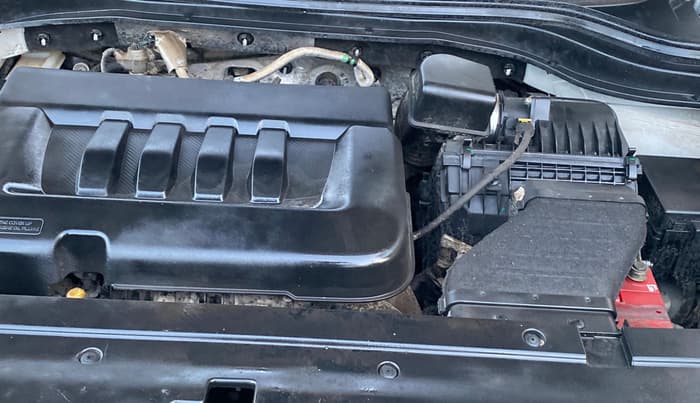 2021 Mahindra XUV700 AX 7 LUXURY D AT 7 STR, Diesel, Automatic, 77,604 km, Engine View - Left