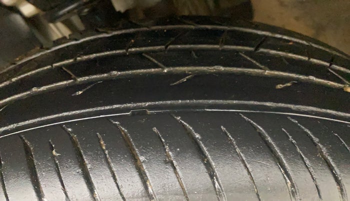 2021 Renault Kiger RXT 1.0 TURBO MT, Petrol, Manual, 17,519 km, Left Front Tyre Tread