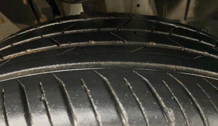 2021 Renault Kiger RXT 1.0 TURBO MT, Petrol, Manual, 17,519 km, Right Front Tyre Tread