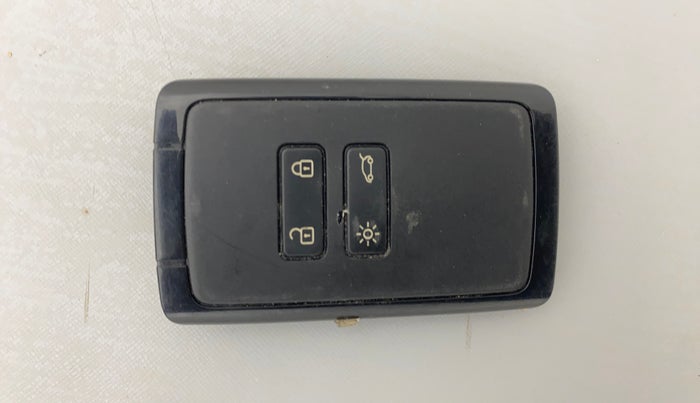 2021 Renault Kiger RXT 1.0 TURBO MT, Petrol, Manual, 17,519 km, Key Close Up