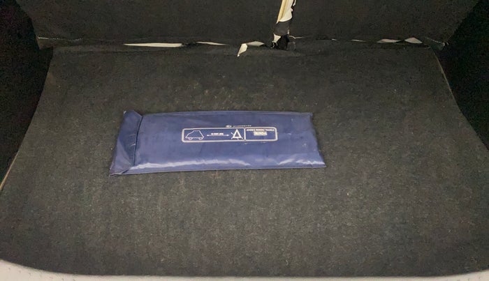 2021 Renault Kiger RXT 1.0 TURBO MT, Petrol, Manual, 17,519 km, Boot Inside