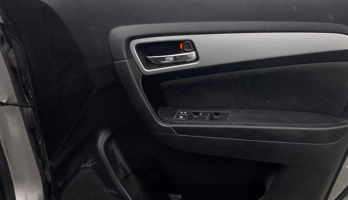 2020 Maruti Vitara Brezza ZXI PLUS, Petrol, Manual, 46,396 km, Driver Side Door Panels Control