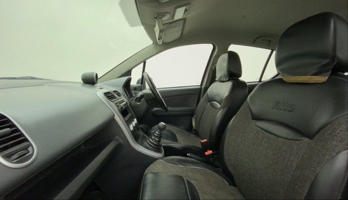 2014 Maruti Ritz VXI, Petrol, Manual, 62,031 km, Right Side Front Door Cabin