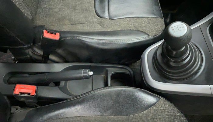 2014 Maruti Ritz VXI, Petrol, Manual, 62,031 km, Gear Lever