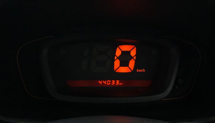 2015 Renault Kwid RXT 0.8, Petrol, Manual, 44,033 km, Odometer Image