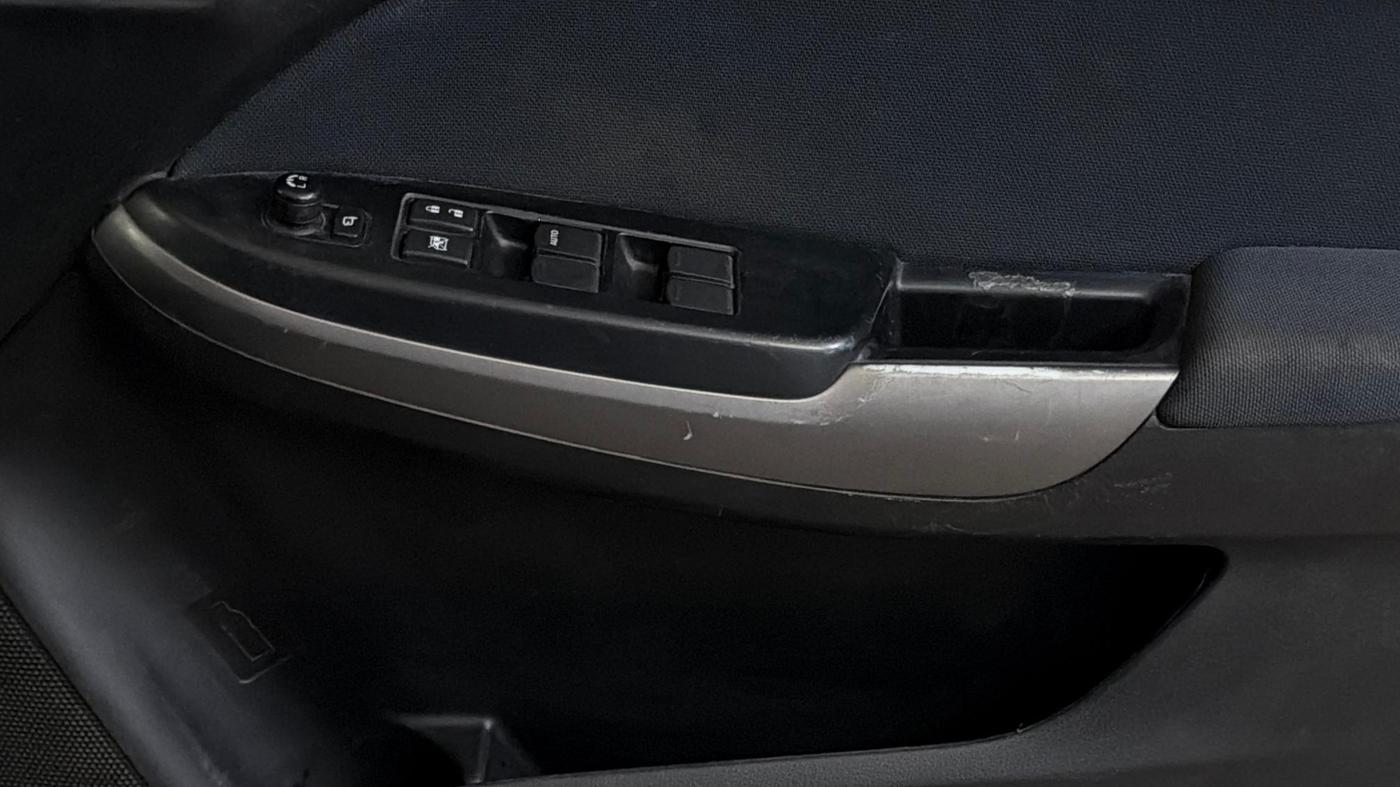 2021 Maruti Baleno DELTA PETROL 1.2, Petrol, Manual, 41,577 km, Driver Side Door Panels Control
