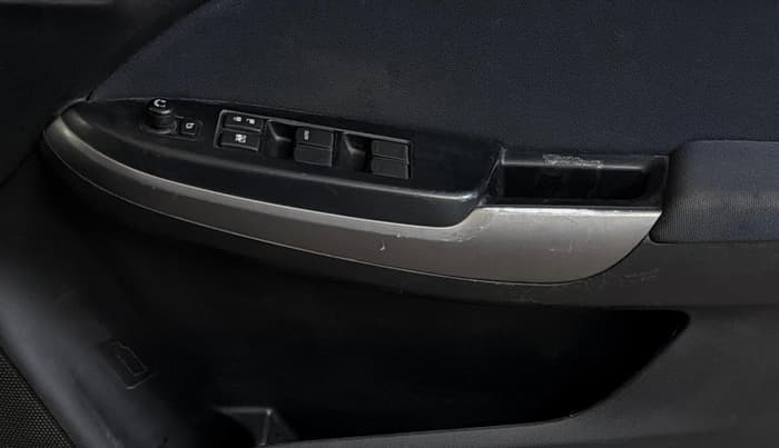 2021 Maruti Baleno DELTA PETROL 1.2, Petrol, Manual, 41,577 km, Driver Side Door Panels Control