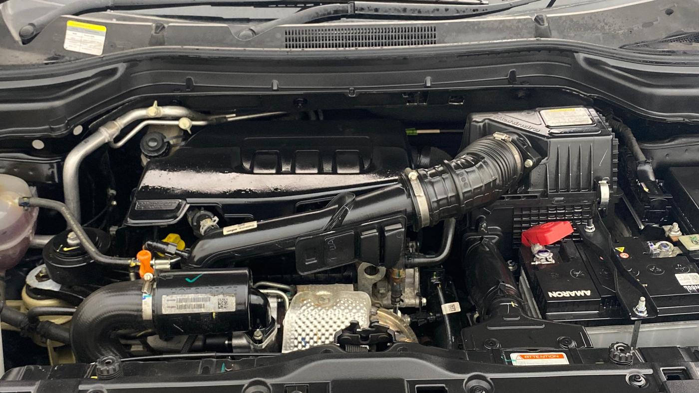 2024 Mahindra XUV 3XO AX5L 1.2 TGDi AT, Petrol, Automatic, 13,935 km, Engine View