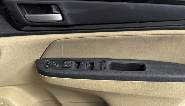 2019 Honda Amaze 1.2L I-VTEC S CVT, Petrol, Automatic, 46,064 km, Driver Side Door Panels Control