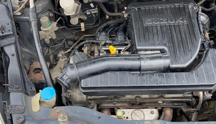 2013 Maruti Swift Dzire VXI, Petrol, Manual, 1,06,955 km, Engine View - Right