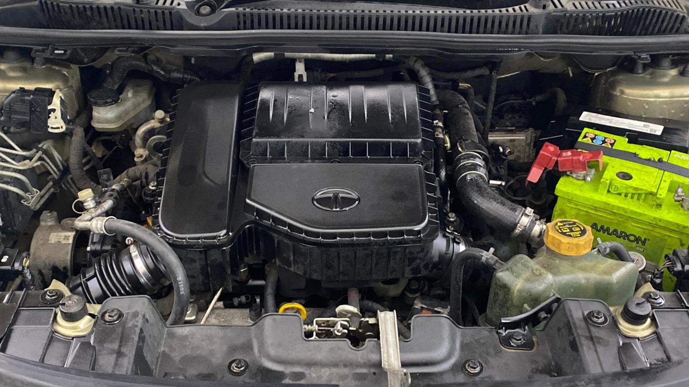 2022 Tata NEXON XZA PLUS (PREMIUM) KAZIRANGA DIESEL, Diesel, Automatic, 62,590 km, Engine View