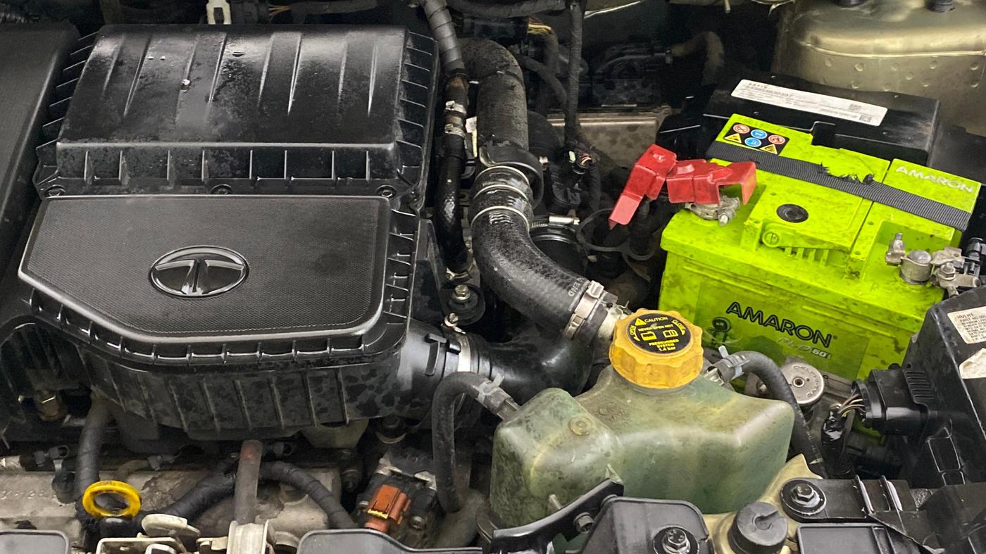 2022 Tata NEXON XZA PLUS (PREMIUM) KAZIRANGA DIESEL, Diesel, Automatic, 62,590 km, Engine View - Left