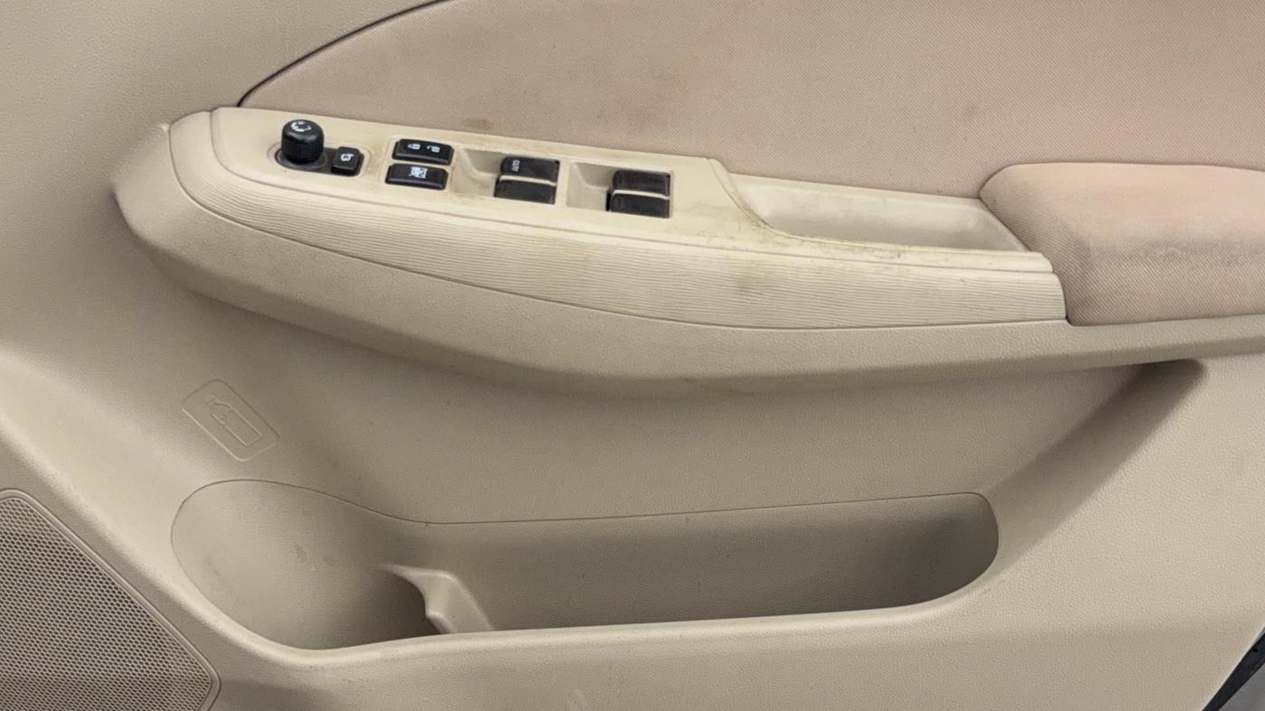 2022 Maruti Dzire VXI AMT, Petrol, Automatic, 50,101 km, Driver Side Door Panels Control