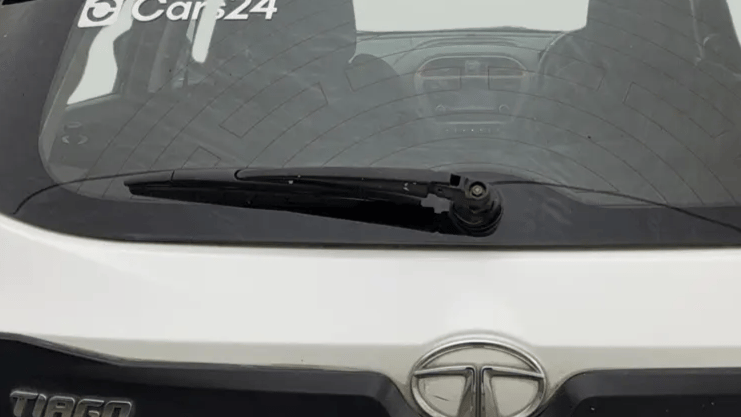 2018 Tata TIAGO NRG PETROL, Petrol, Manual, 96,372 km, Rear Wiper