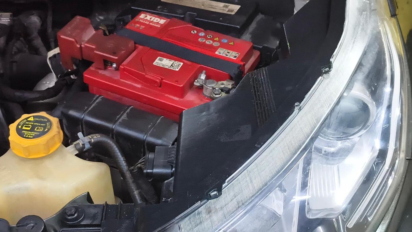 2022 Tata NEXON XM PETROL, Petrol, Manual, 74,200 km, Engine View - Left
