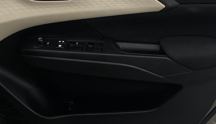 2025 Maruti Dzire VXI AMT, Petrol, Automatic, 4,502 km, Driver Side Door Panels Control