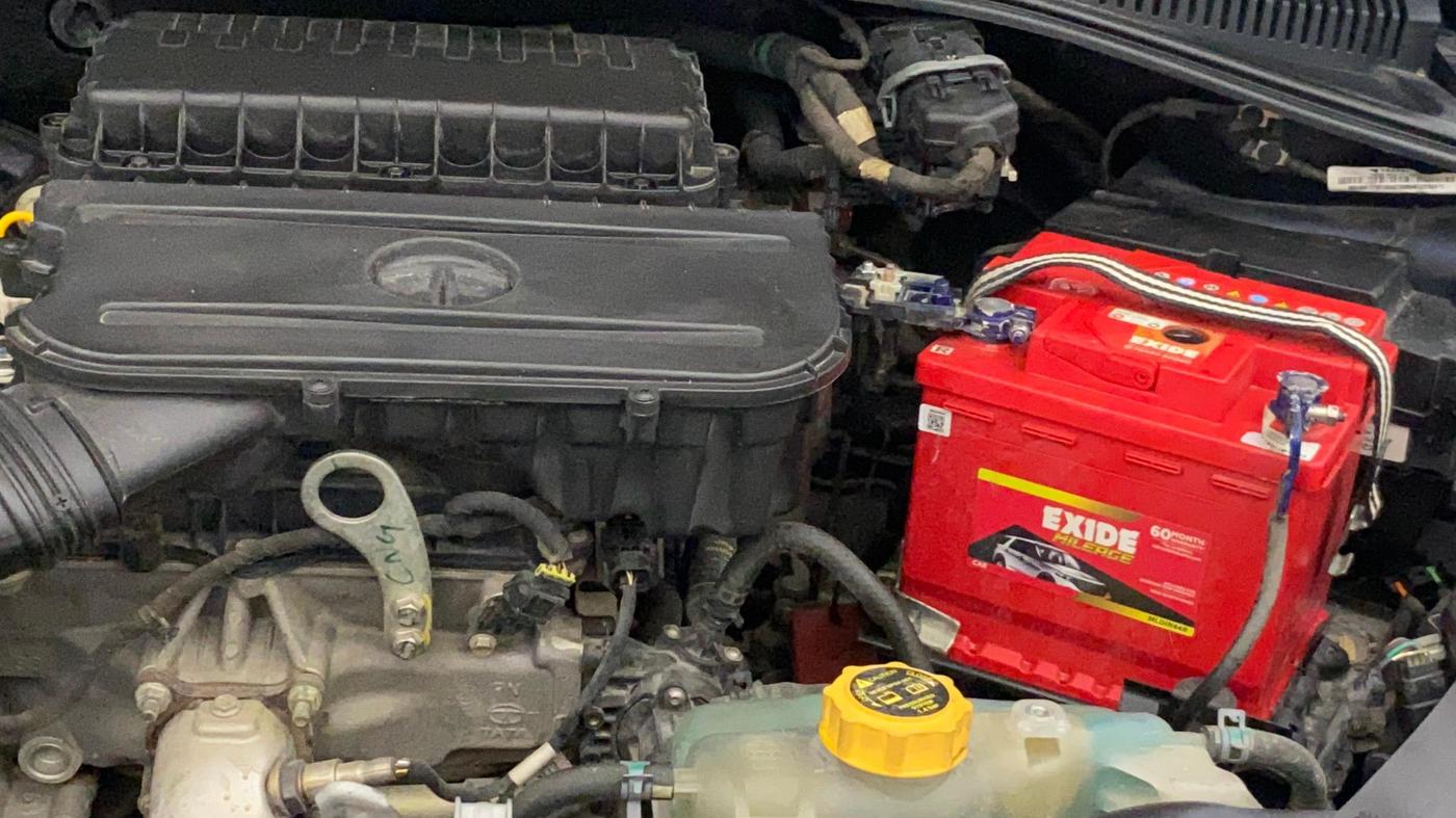 2022 Tata Tiago XZ PLUS CNG, CNG, Manual, 1,11,624 km, Engine View - Left