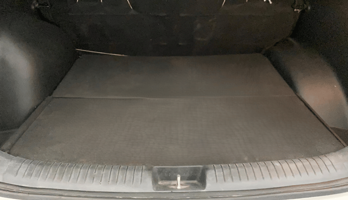 2018 Hyundai Creta E PLUS 1.6 PETROL, Petrol, Manual, 73,944 km, Boot Inside