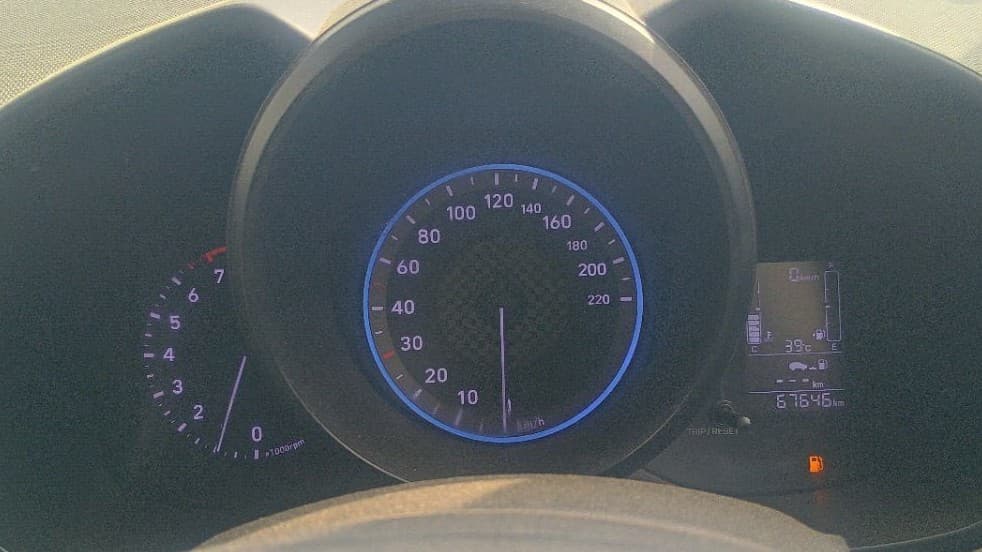 2019 Hyundai VENUE SX 1.0 TURBO, Petrol, Manual, 67,653 km, Odometer Image