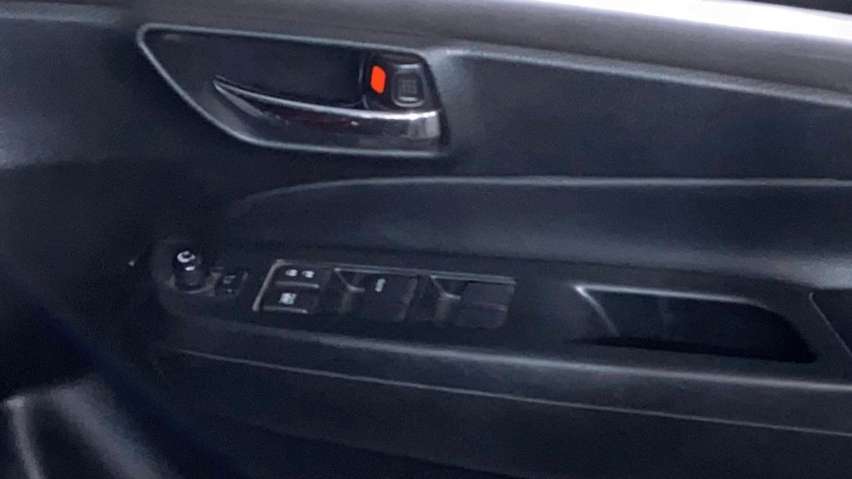 2018 Maruti Ciaz S 1.4 MT PETROL, Petrol, Manual, 45,035 km, Driver Side Door Panels Control