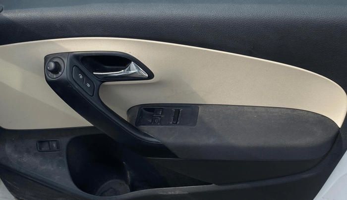 2021 Skoda Rapid ACTIVE 1.0 TSI AT, Petrol, Automatic, 98,072 km, Driver Side Door Panels Control