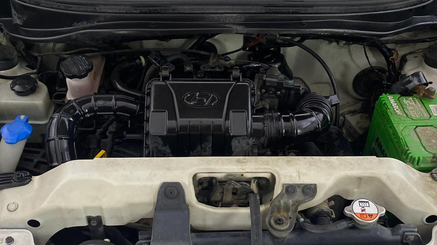 2016 Hyundai Eon ERA +, Petrol, Manual, 29,274 km, Engine View