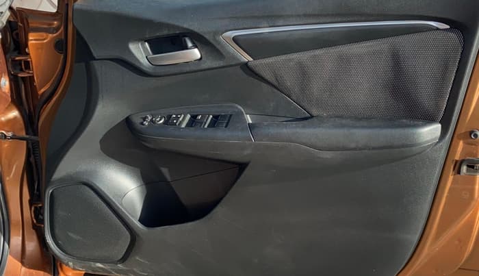 2017 Honda WR-V 1.2L I-VTEC VX MT, Petrol, Manual, 71,125 km, Driver Side Door Panels Control