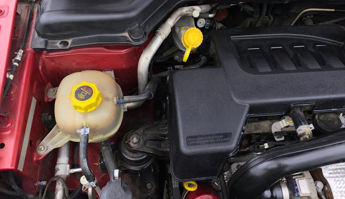 2022 Mahindra XUV300 W6 1.5 DIESEL AMT, Diesel, Automatic, 60,728 km, Engine View - Right