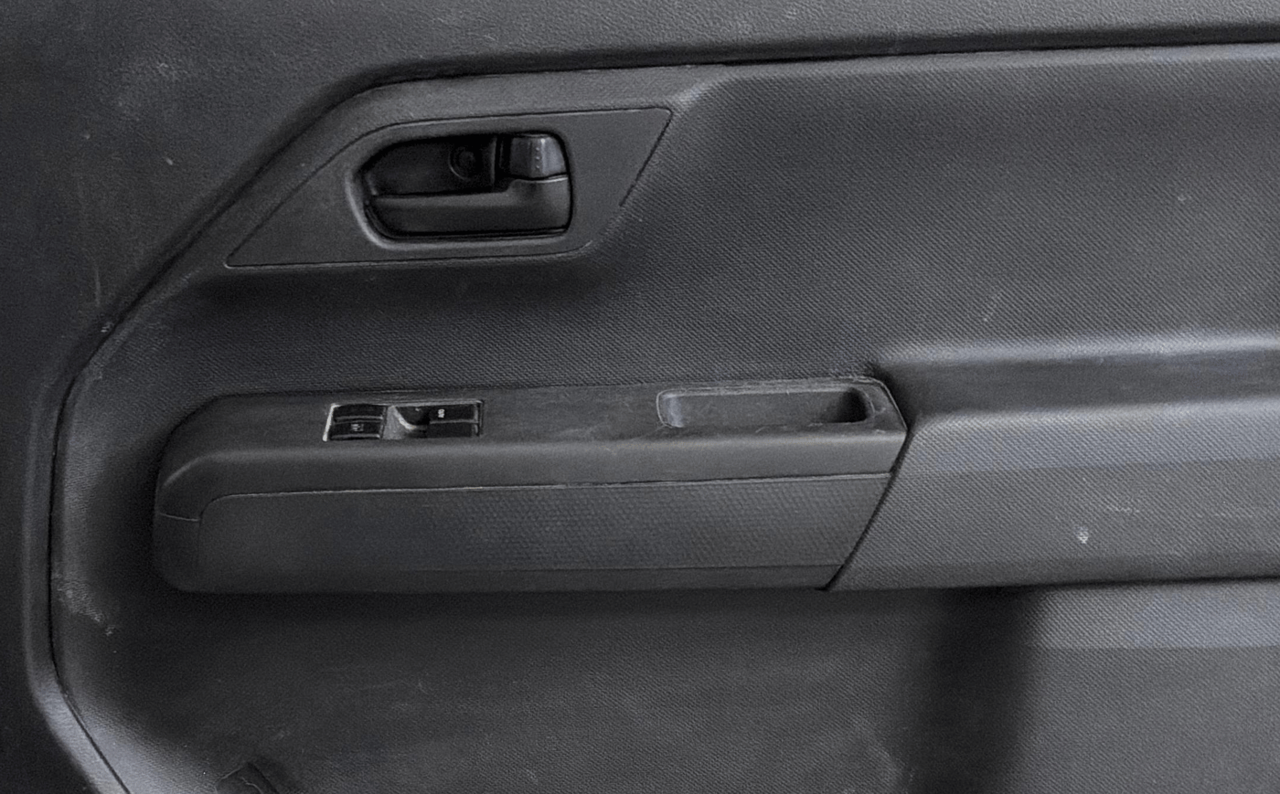 2019 Maruti New Wagon-R LXI CNG 1.0, CNG, Manual, 68,320 km, Driver Side Door Panels Control