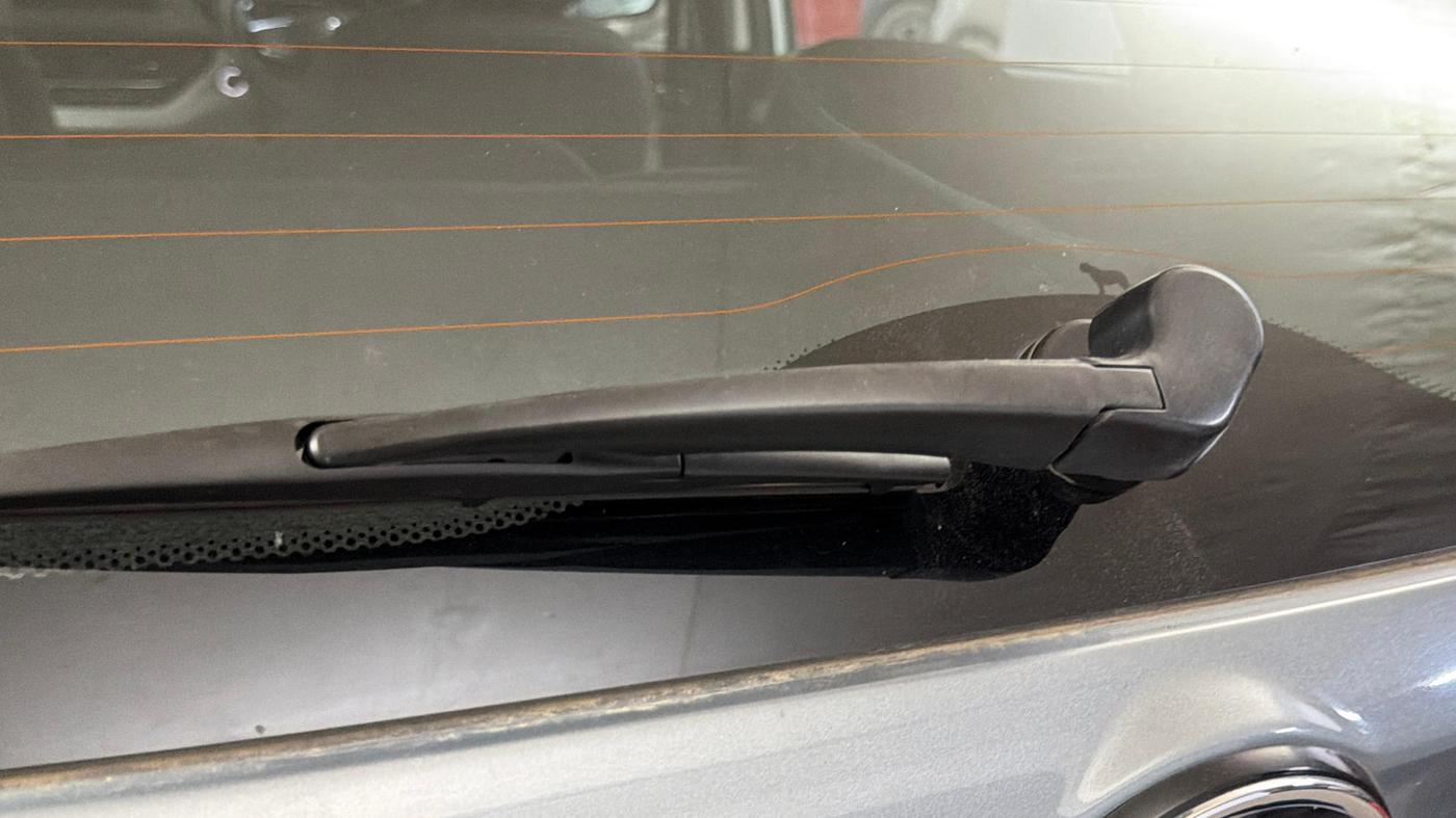 2021 Tata NEXON XZA PLUS SUNROOF PETROL, CNG, Automatic, 92,625 km, Rear Wiper