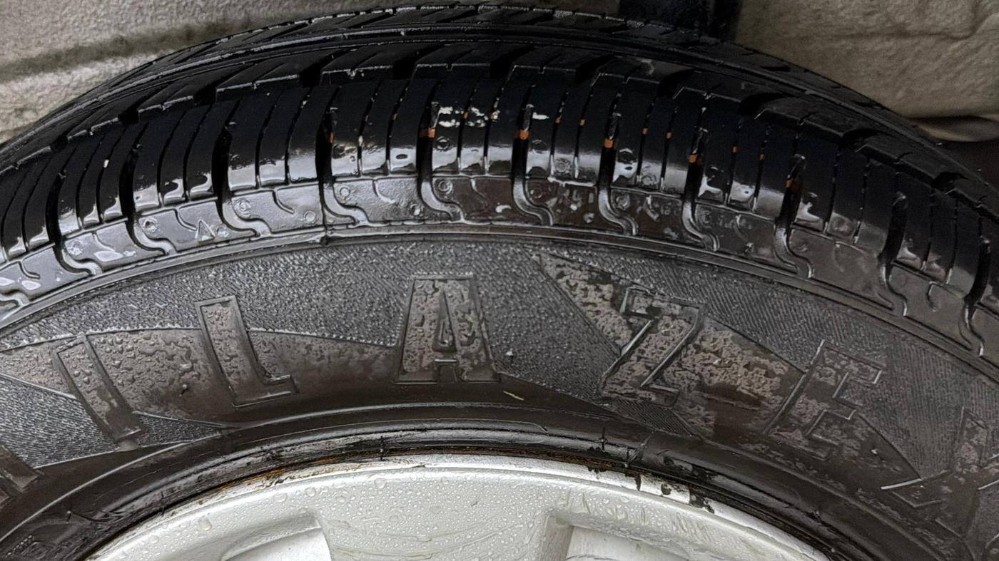 2019 Maruti New Wagon-R LXI 1.0, Petrol, Manual, 39,618 km, Left Rear Tyre Tread