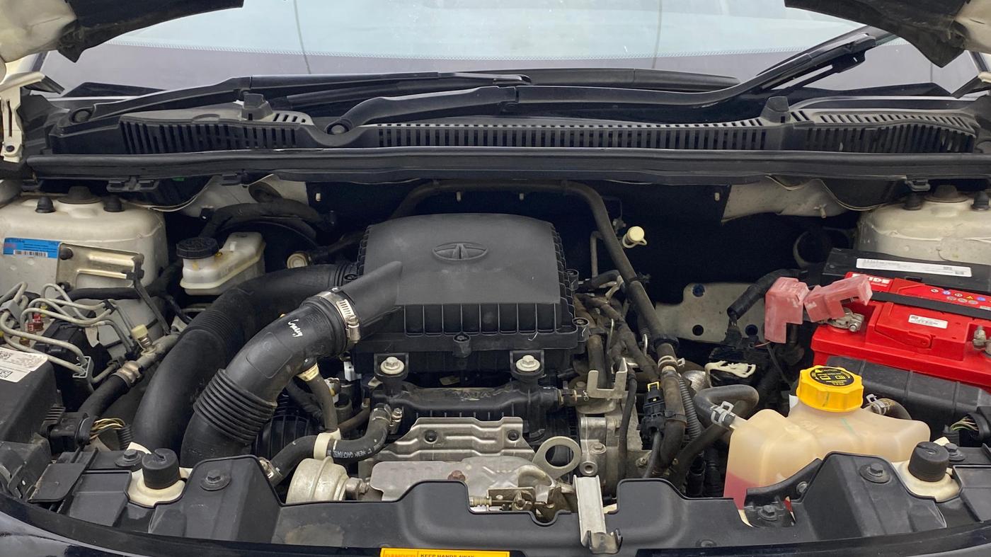 2023 Tata NEXON XZ PLUS PETROL, Petrol, Manual, 45,770 km, Engine View