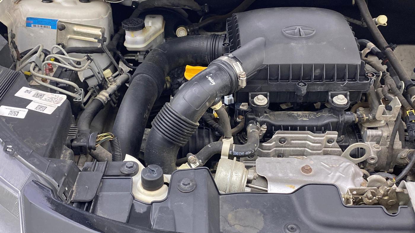 2023 Tata NEXON XZ PLUS PETROL, Petrol, Manual, 45,770 km, Engine View - Right