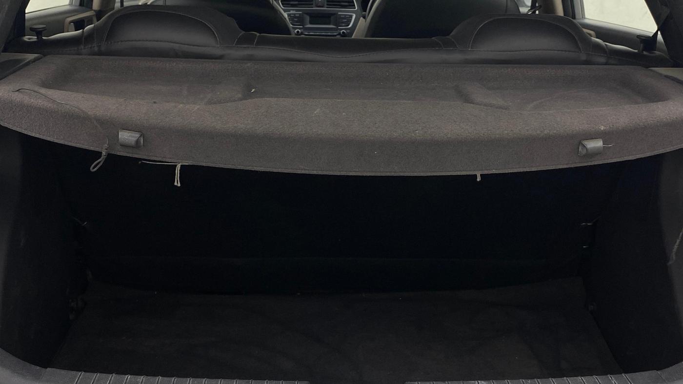 2018 Hyundai Elite i20 SPORTZ 1.4 CRDI, Diesel, Manual, 92,520 km, Boot Inside