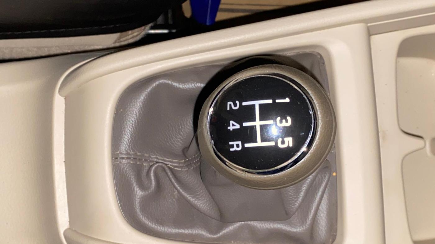 2023 Maruti Ertiga VXI SHVS, Petrol, Manual, 9,087 km, Gear Lever