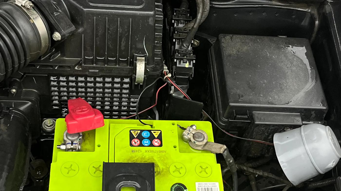2021 Mahindra XUV300 W4 1.2 PETROL, Petrol, Manual, 63,929 km, Engine View - Left