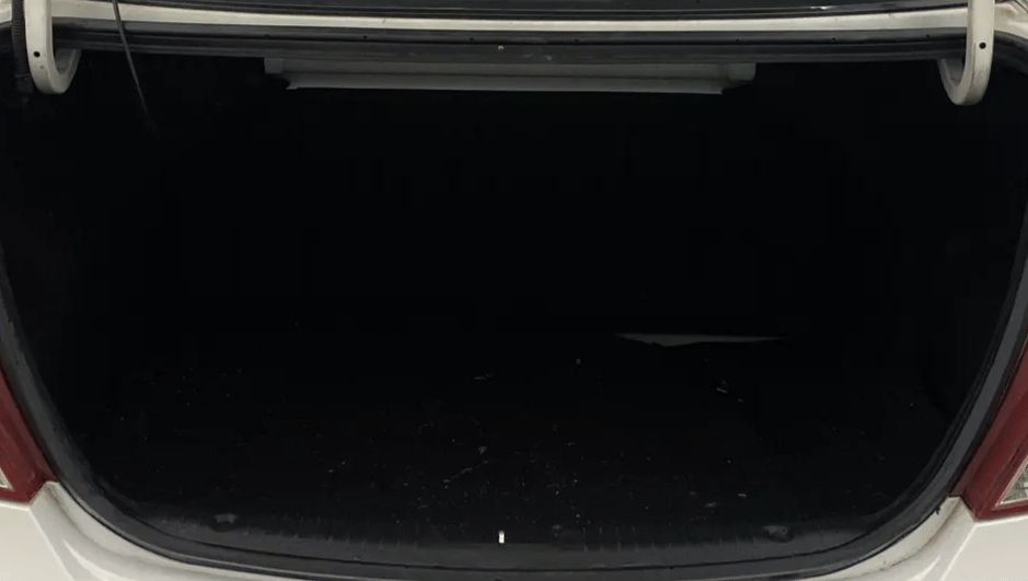 2014 Hyundai Verna FLUIDIC 1.6 VTVT SX, Petrol, Manual, 22,832 km, Boot Inside