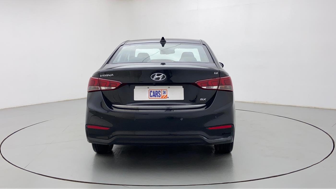 2018 Hyundai Verna 1.6 SX VTVT AT (O), Petrol, Automatic, 47,221 km, Back/Rear